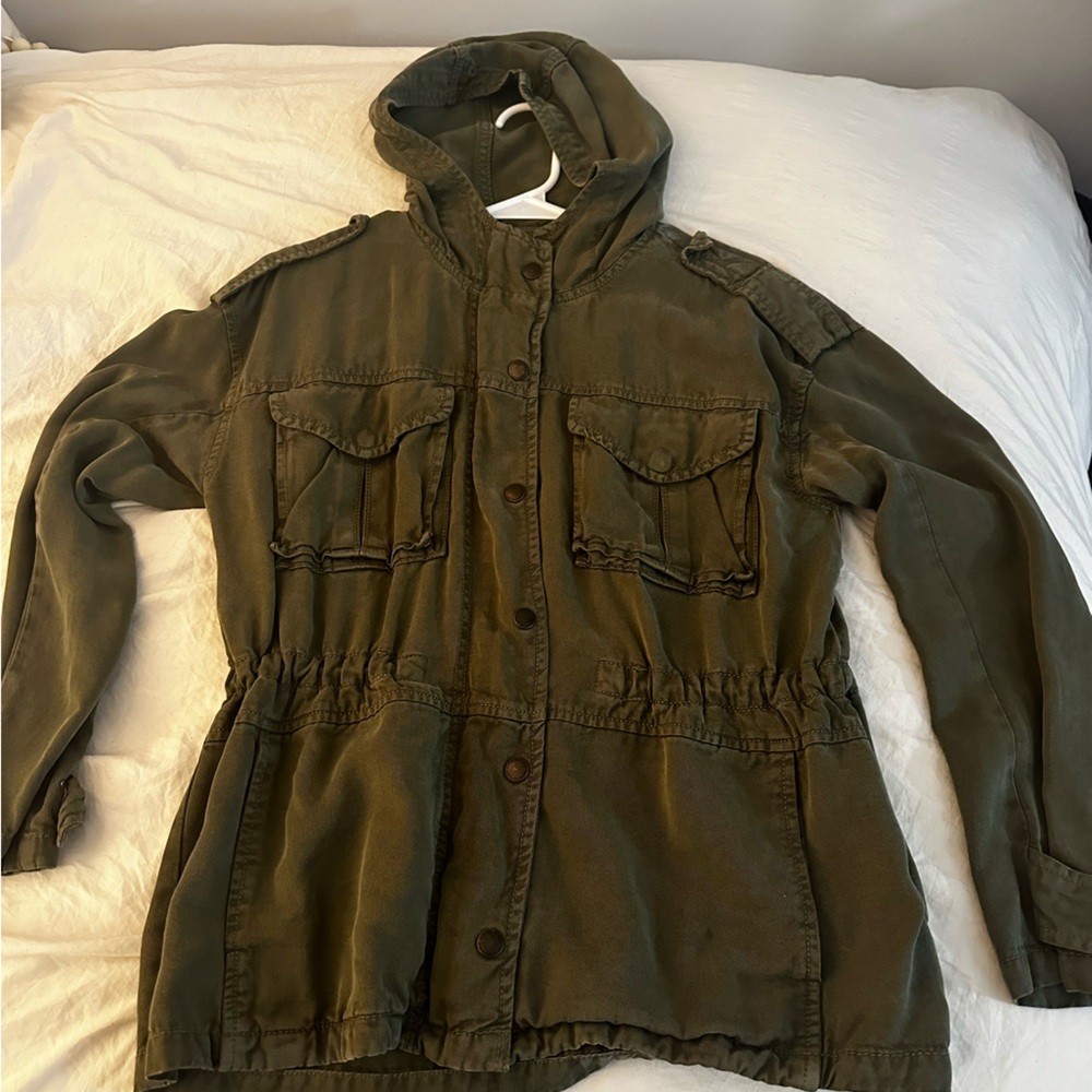 AE coat